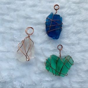 3 SEA GLASS PENDANTS 🌊